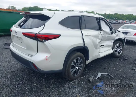 2021 Toyota Highlander Xle from USA, damaged, VIN 5TDGZRBH8MS551095
